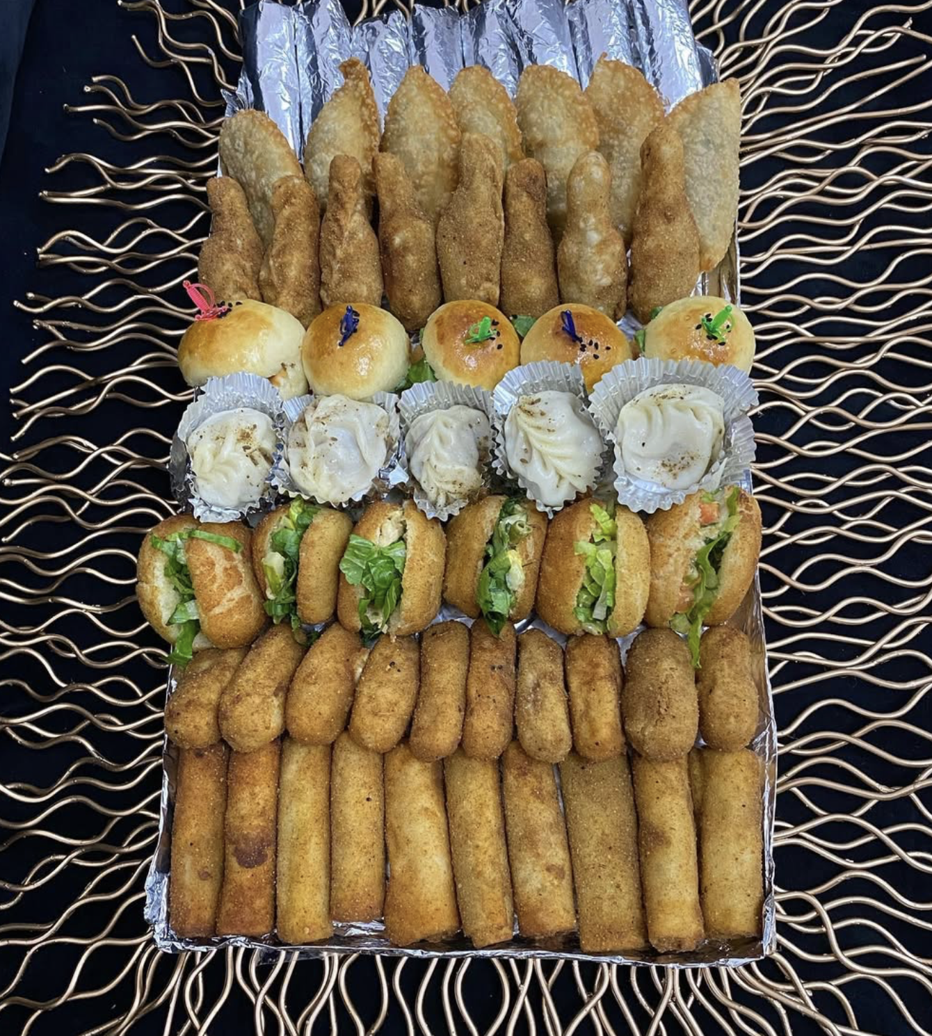 صينية مقبلات متنوعة - بوفيه الطائف