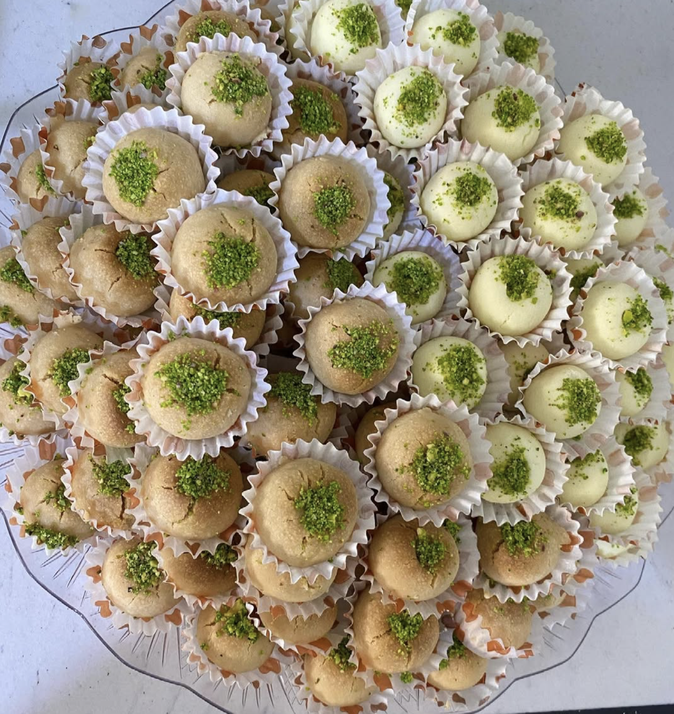 غريبة حليب بالفستق - حلويات الطائف